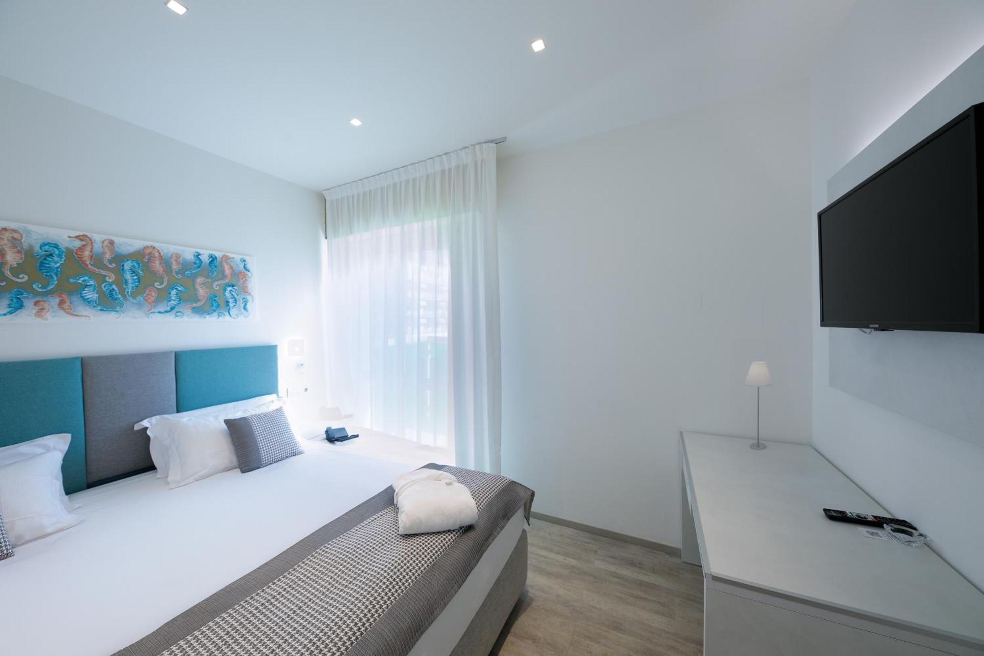 Hotel Bristol Lido di Jesolo Exterior photo
