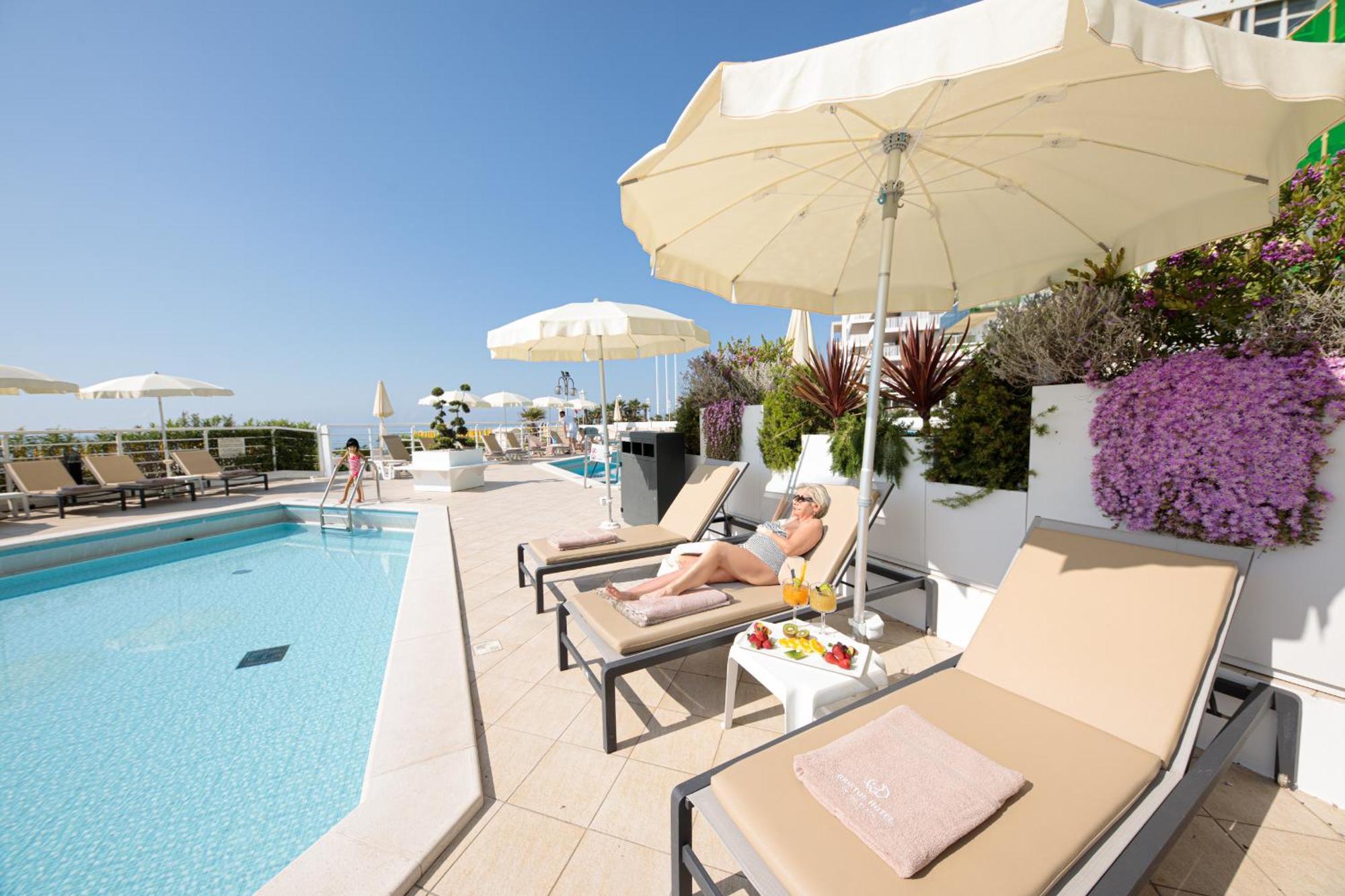 Hotel Bristol Lido di Jesolo Exterior photo